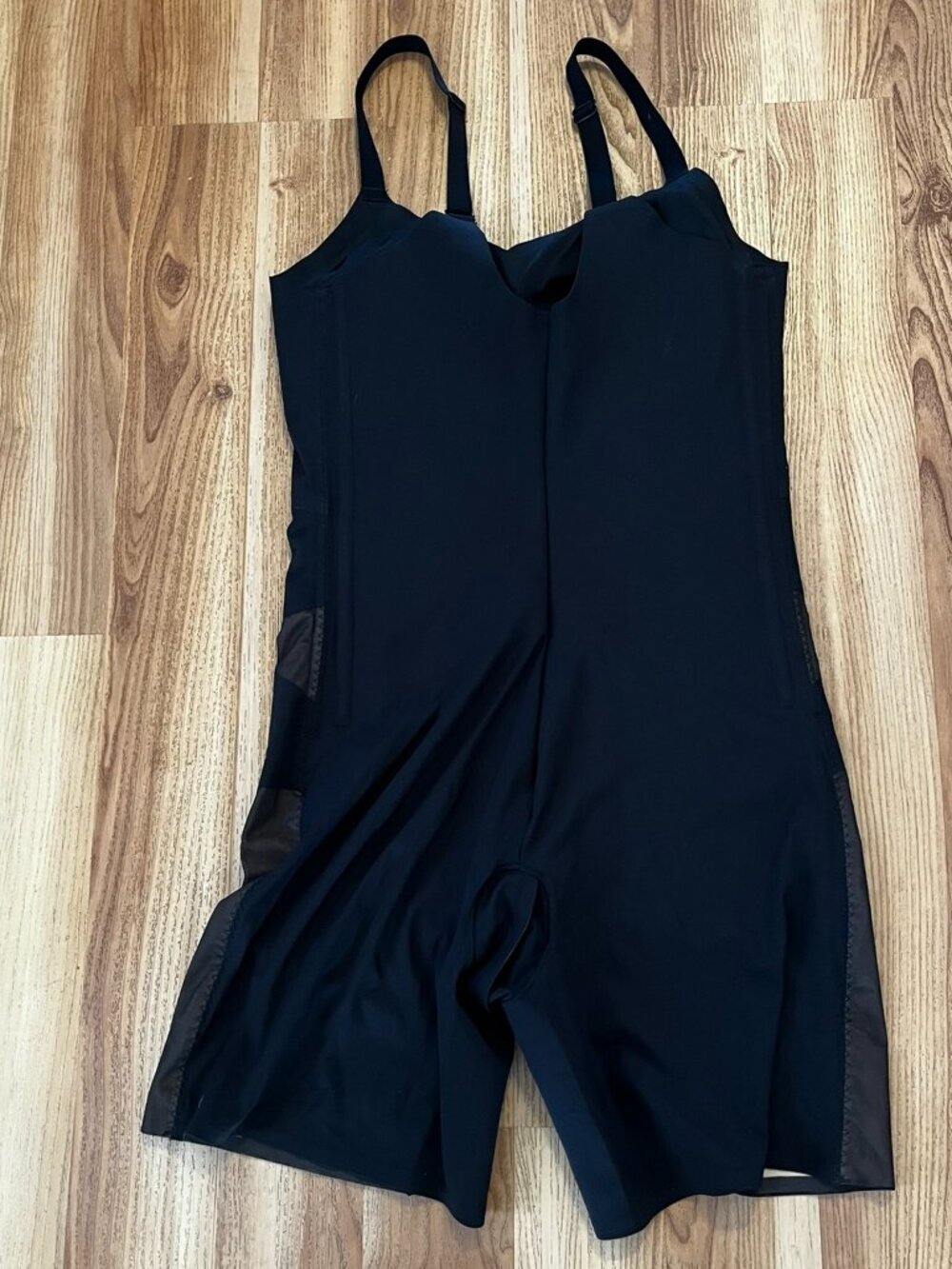Honeylove Woman's Black Plus-size Classic High-back Mid-Thigh Bodysuit Sz 1x - Picture 4 of 9
